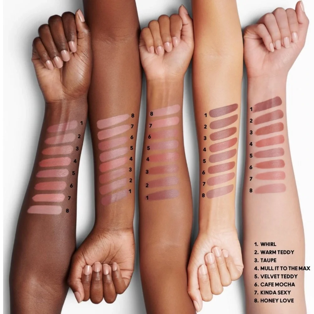 MACximal Silky Matte Lipstick “Velvet Teddy”